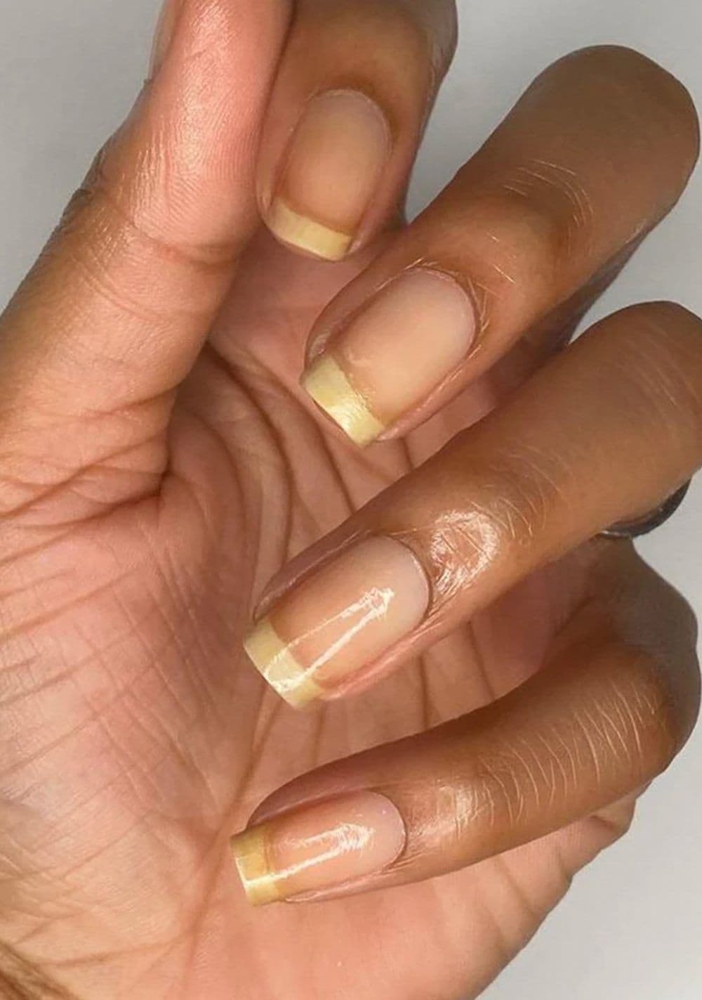 Clear Top & Base Coat Halal Breathable Nail Polish Hand Model